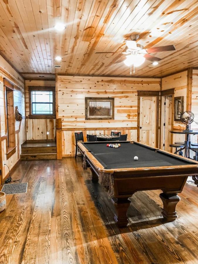 Stone Mountain Lodge 5000Sqft 6 Bed Game Room Pool Table Hot Tub Broken Bow Esterno foto