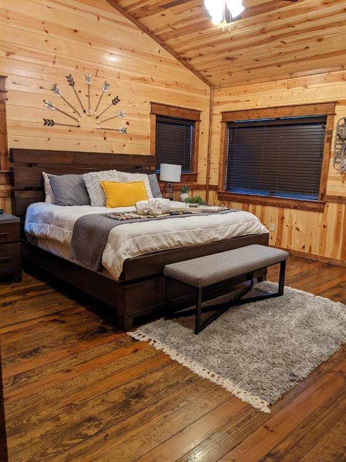 Stone Mountain Lodge 5000Sqft 6 Bed Game Room Pool Table Hot Tub Broken Bow Esterno foto