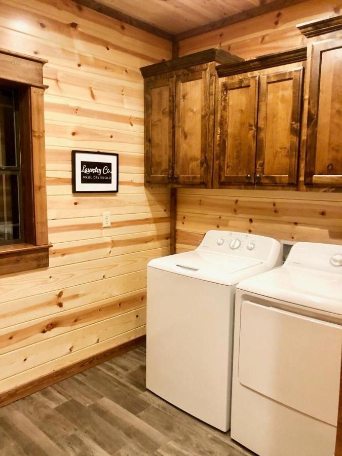 Stone Mountain Lodge 5000Sqft 6 Bed Game Room Pool Table Hot Tub Broken Bow Esterno foto