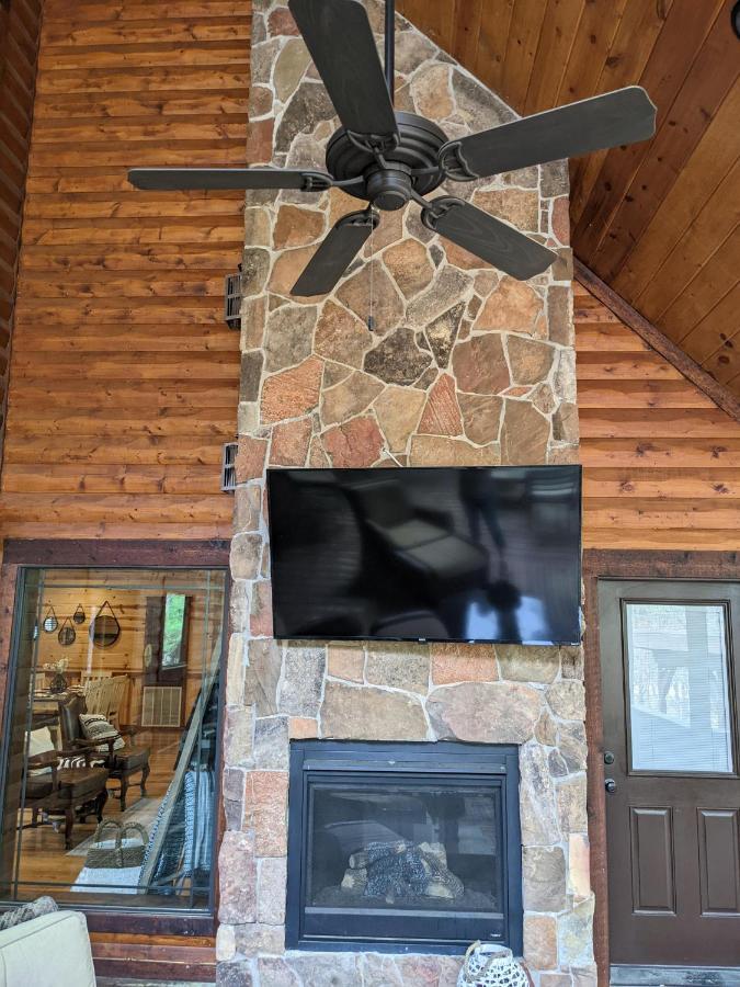 Stone Mountain Lodge 5000Sqft 6 Bed Game Room Pool Table Hot Tub Broken Bow Esterno foto