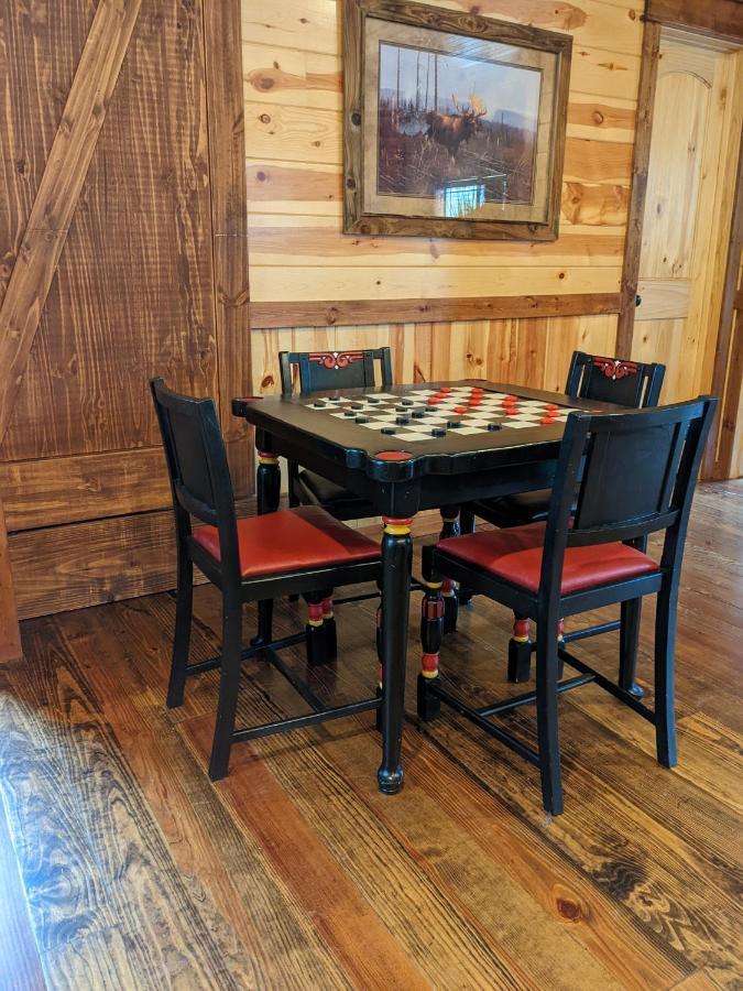 Stone Mountain Lodge 5000Sqft 6 Bed Game Room Pool Table Hot Tub Broken Bow Esterno foto