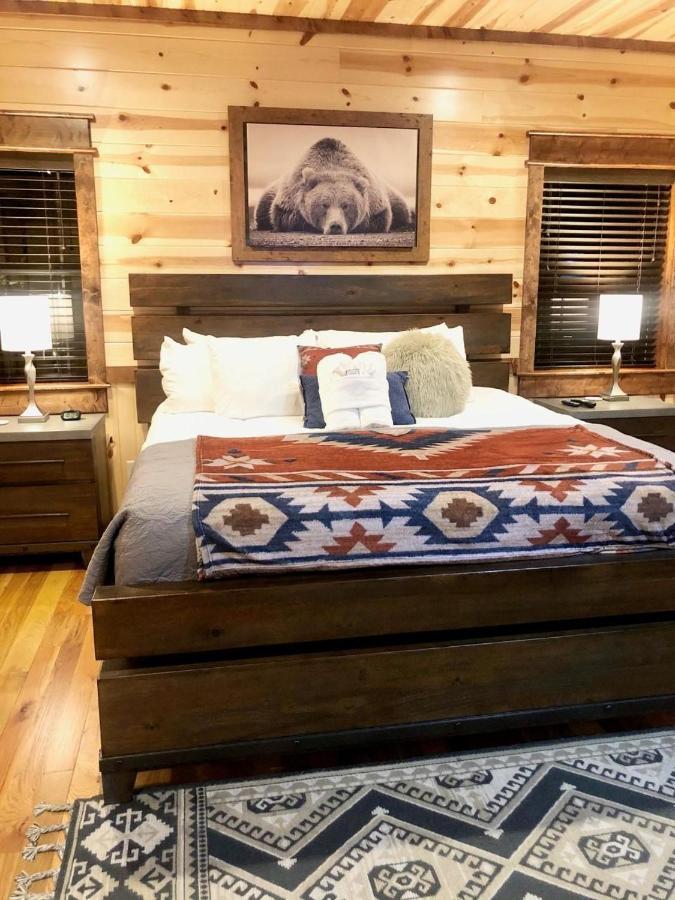 Stone Mountain Lodge 5000Sqft 6 Bed Game Room Pool Table Hot Tub Broken Bow Esterno foto